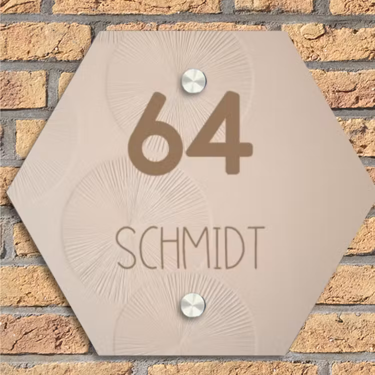 Beige reliëf lijnen - Modern Naambord Hexagon klein -sfeer1
