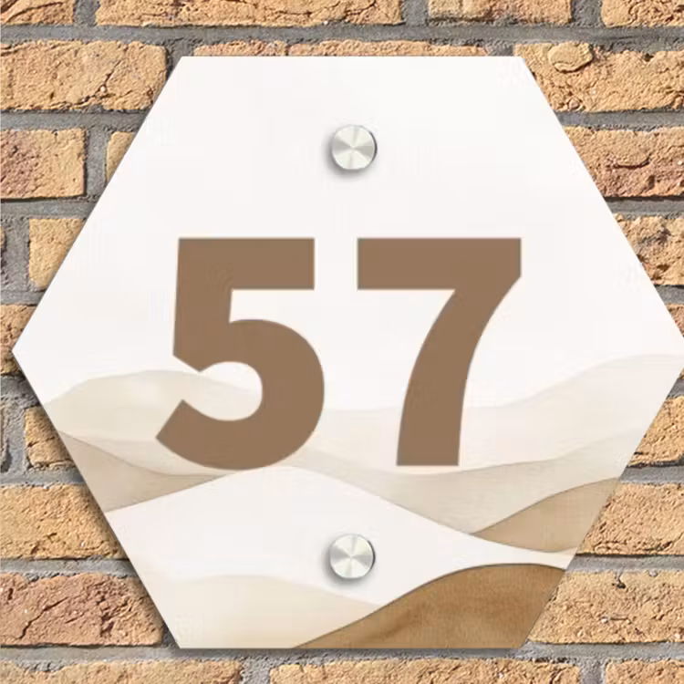 Beige landschap - Traditioneel Naambord Hexagon klein -sfeer1
