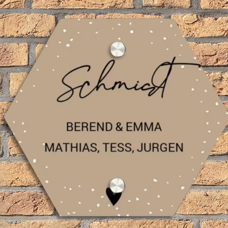 Beige met stippen - Sierlijk Naambord Hexagon klein -sfeer1