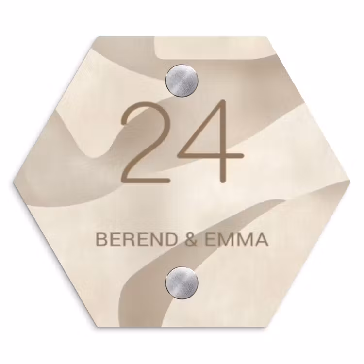 Beige organisch - Klassiek Naambord Hexagon klein -3d