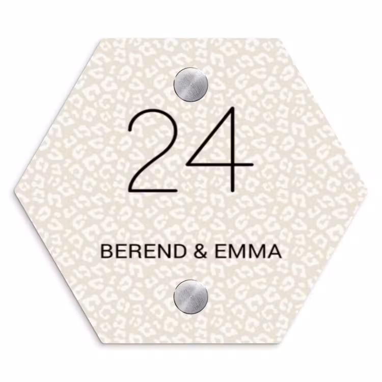 Beige panterprint - Klassiek Naambord Hexagon klein -3d