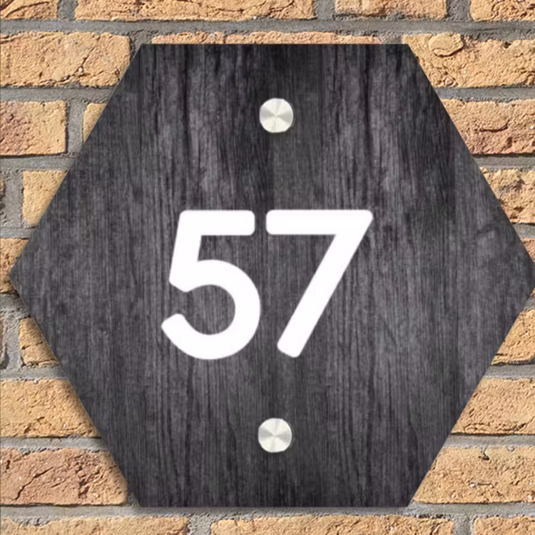 Donker hout - Traditioneel Naambord Hexagon klein -sfeer1