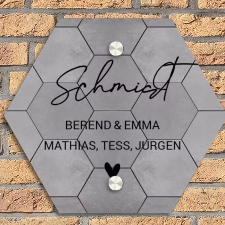 Grijze tegels - Sierlijk Naambord Hexagon klein -sfeer1