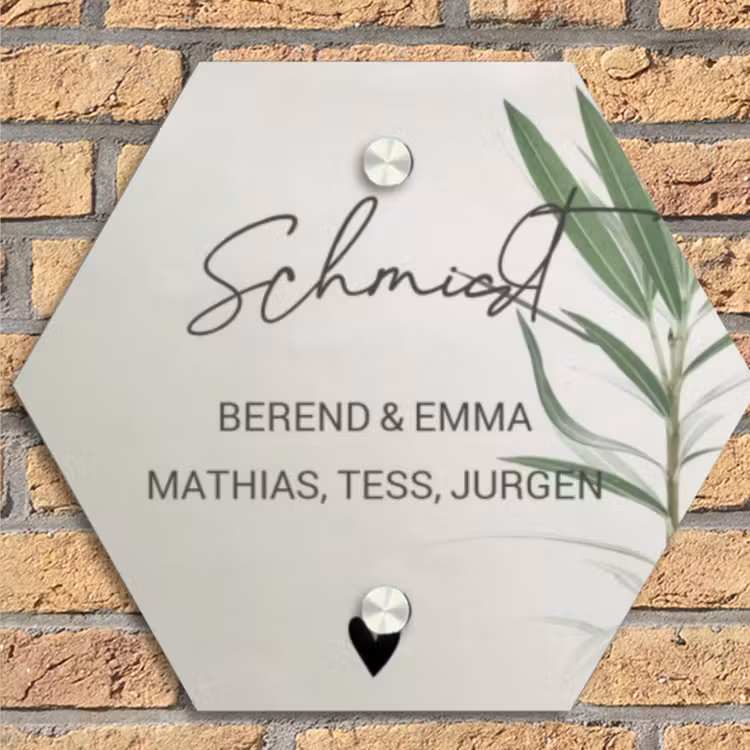Lichtbeige met plant - Sierlijk Naambord Hexagon klein -sfeer1
