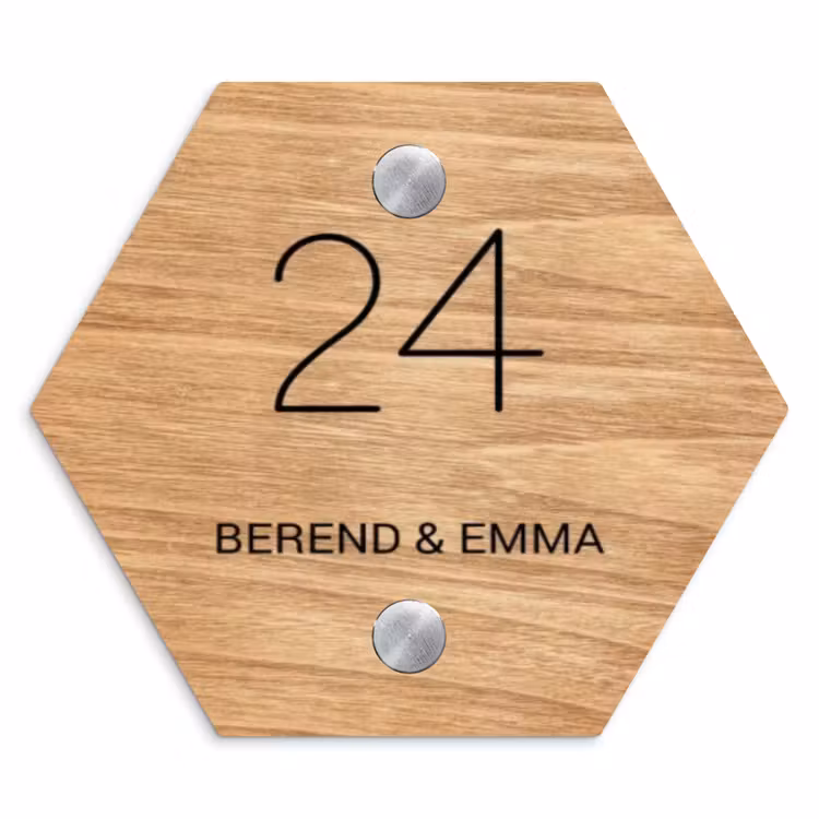 Licht hout - Klassiek Naambord Hexagon klein -3d