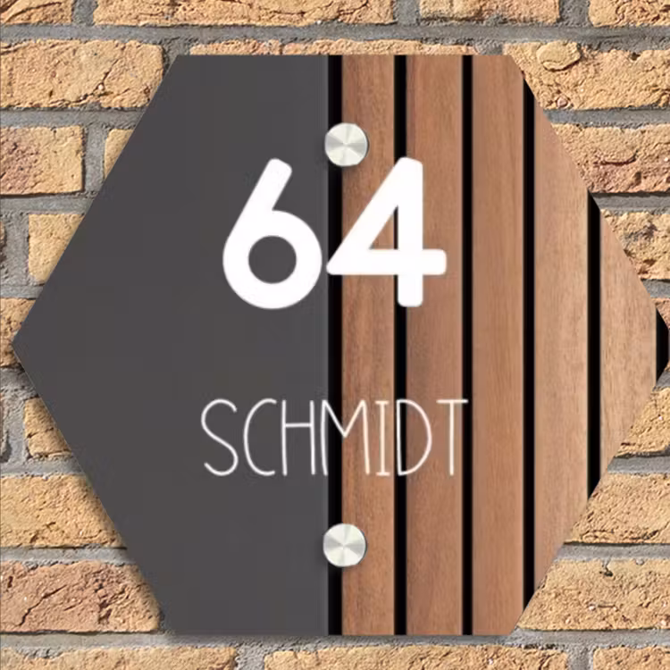 Hout en antraciet - Modern Naambord Hexagon klein -sfeer1