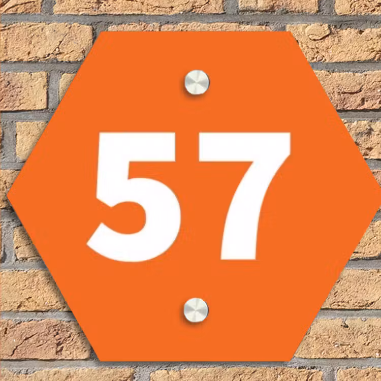 Oranje - Traditioneel Naambord Hexagon klein -sfeer1