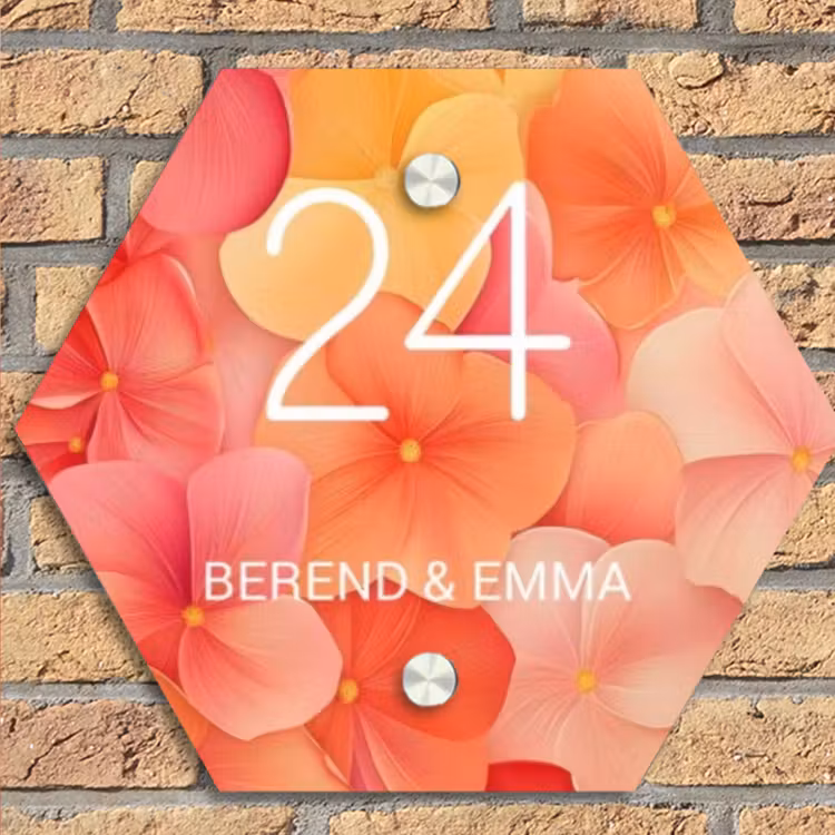 Oranje bloemenmix - Klassiek Naambord Hexagon klein -sfeer1