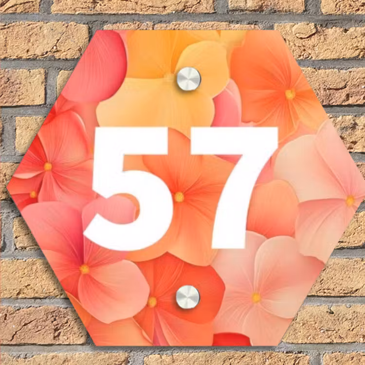 Oranje bloemenmix - Traditioneel Naambord Hexagon klein -sfeer1