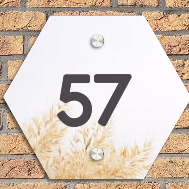 Pluimgras - Traditioneel Naambord Hexagon klein -sfeer1