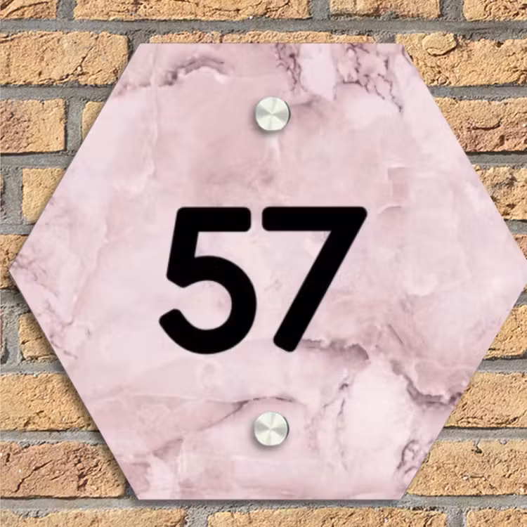 Roze marmer - Traditioneel Naambord Hexagon klein -sfeer1