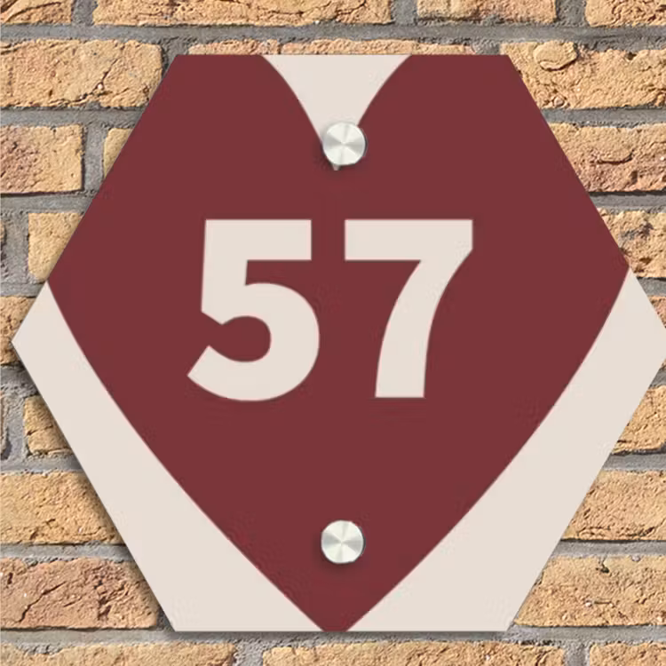 Rood hart - Traditioneel Naambord Hexagon klein -sfeer1