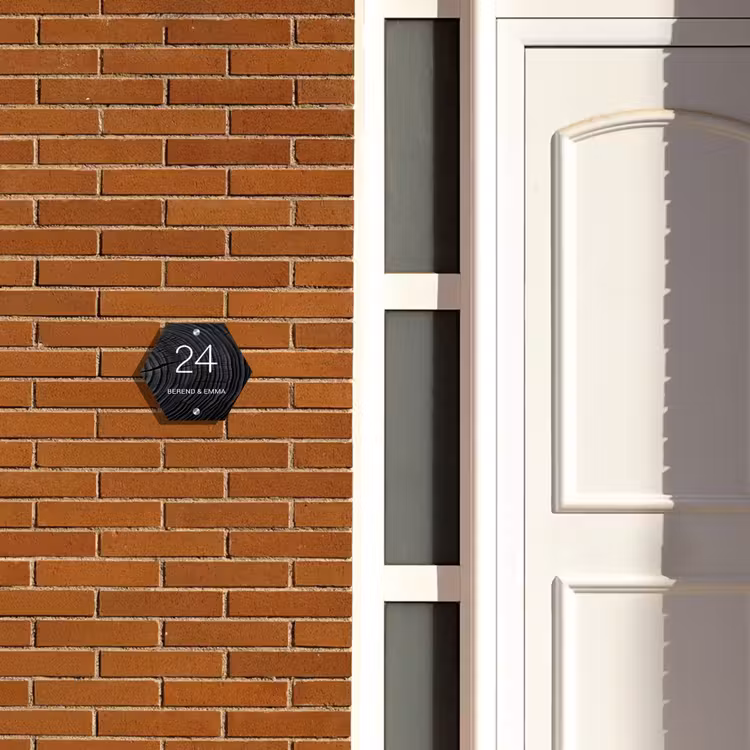 Zwarte houten nerf - Klassiek Naambord Hexagon klein -sfeer3-hexagon-XS