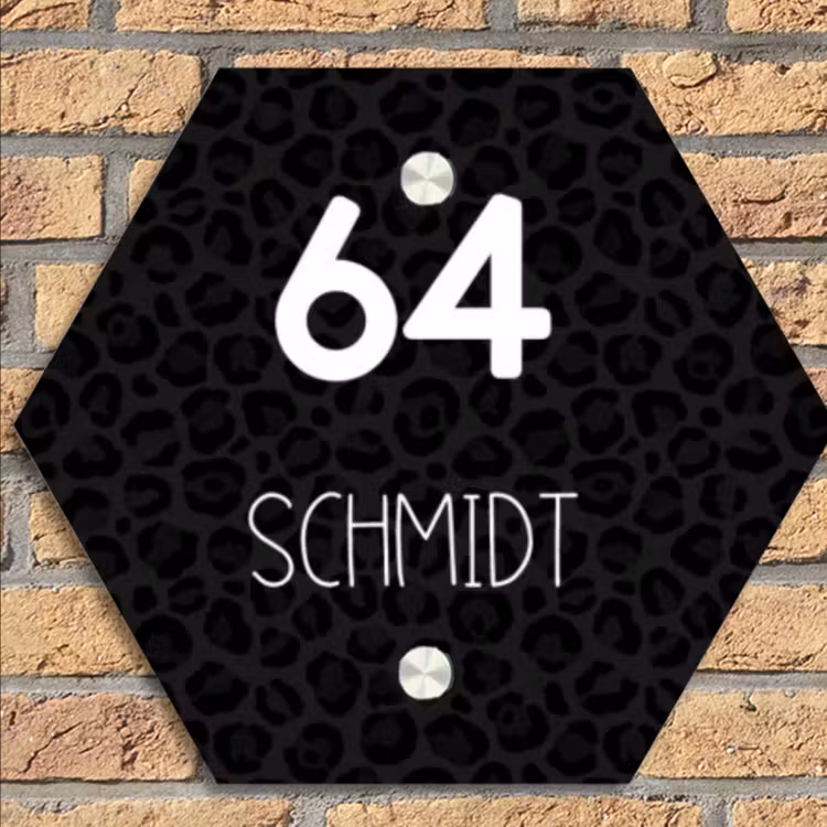 Zwart panterprint - Modern Naambord Hexagon klein -sfeer1