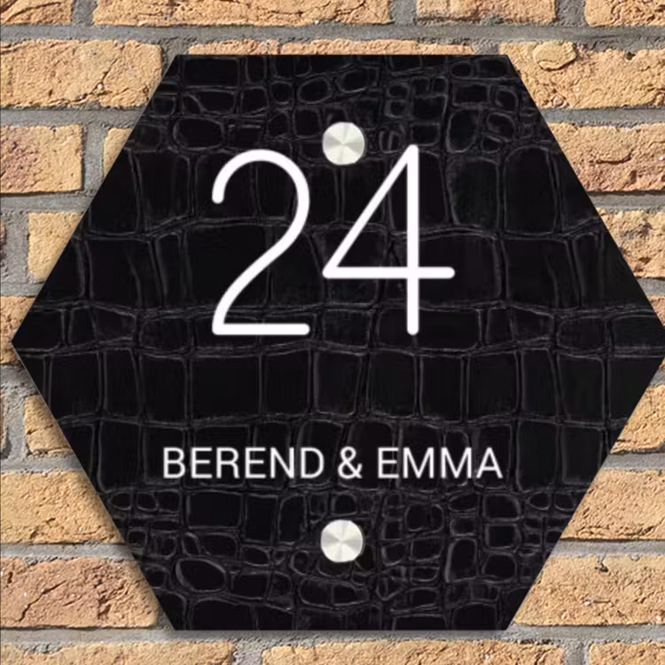 Zwart krokodillenleertextuur - Klassiek Naambord Hexagon klein -sfeer1