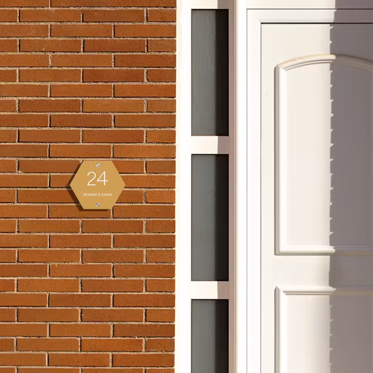 Mosterdgeel - Klassiek Naambord Hexagon klein -sfeer3-hexagon-XS