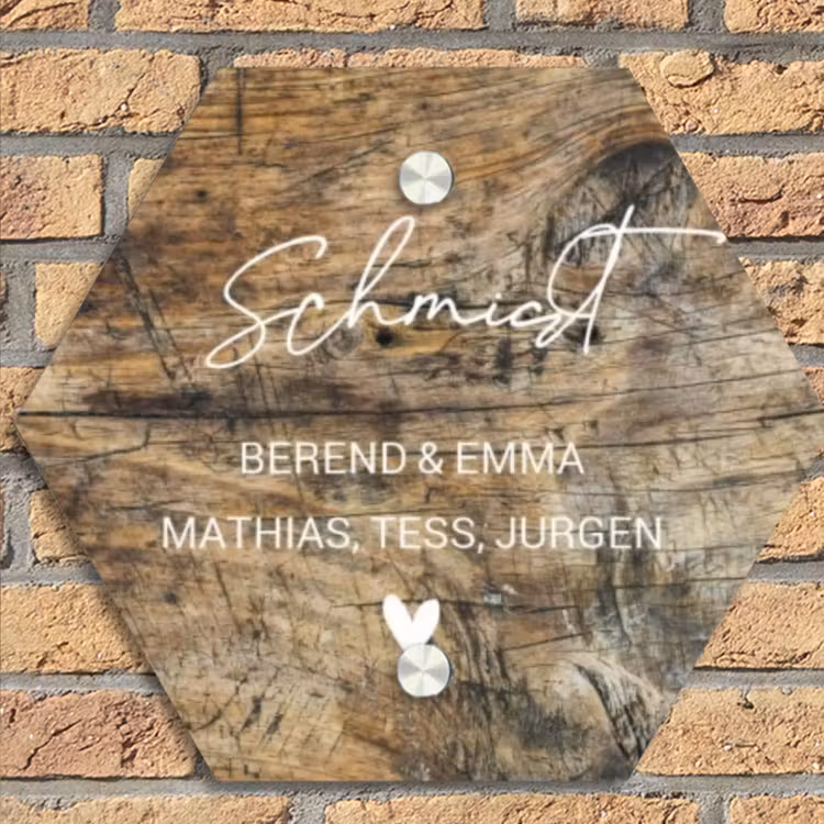 Verweerd hout - Sierlijk Naambord Hexagon klein -sfeer1