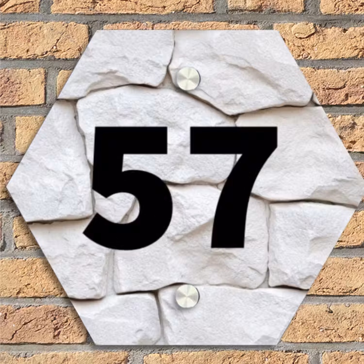 Witte - Natuurstenen - Traditioneel Naambord Hexagon klein -sfeer1