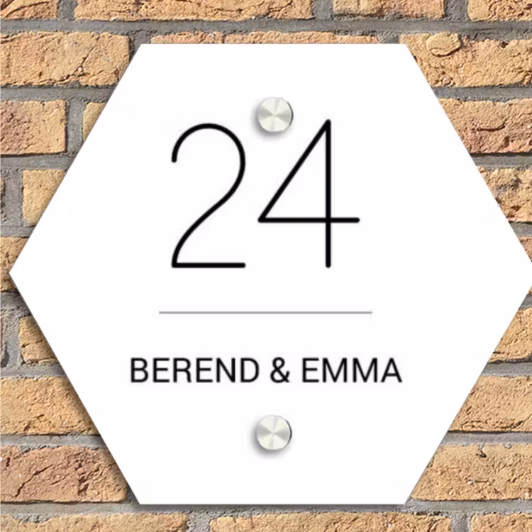 Wit vlak - Klassiek Naambord Hexagon klein -sfeer1