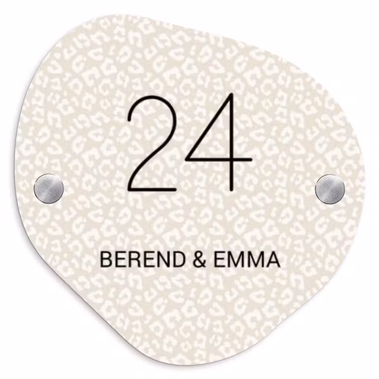 Beige panterprint - Klassiek Naambord Organisch middel -3d