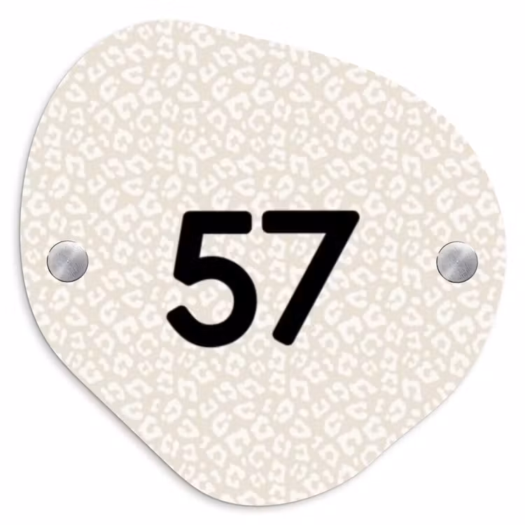 Beige panterprint - Traditioneel Naambord Organisch middel -3d