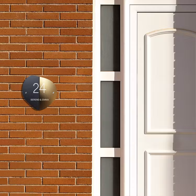 Half goud zwart - Klassiek Naambord Organisch middel -sfeer3
