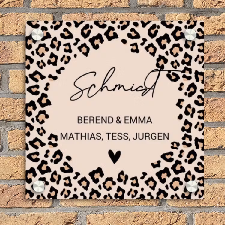 Beige luipaardprint - Sierlijk Naambord Vierkant klein -sfeer1