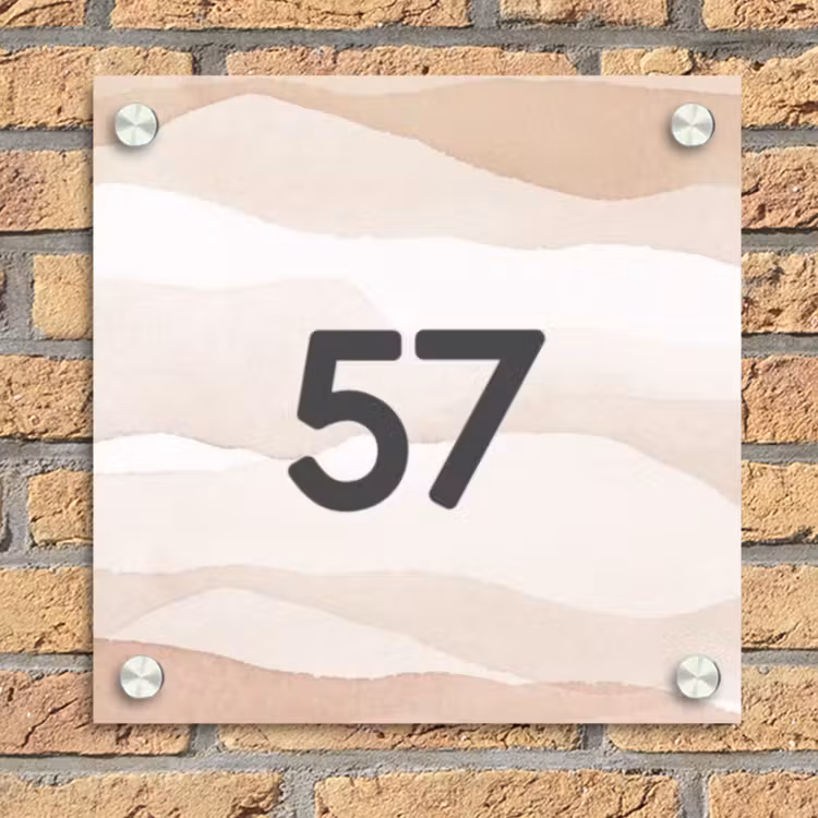 Beige lagen - Traditioneel Naambord Vierkant klein -sfeer1