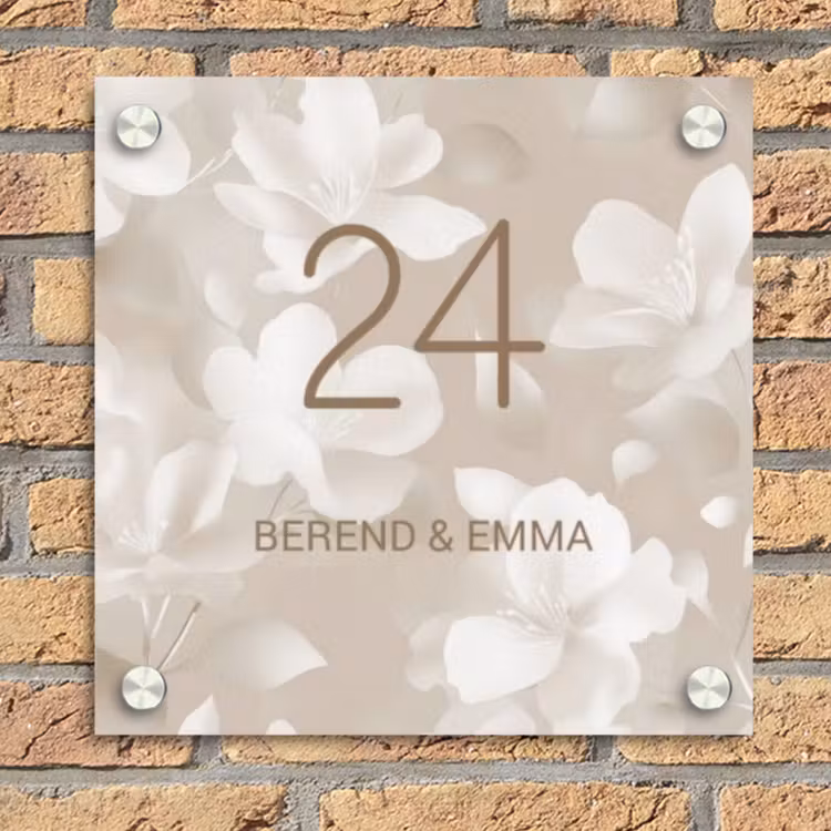 Beigefarbene Blumen Naambord Vierkant klein -sfeer1