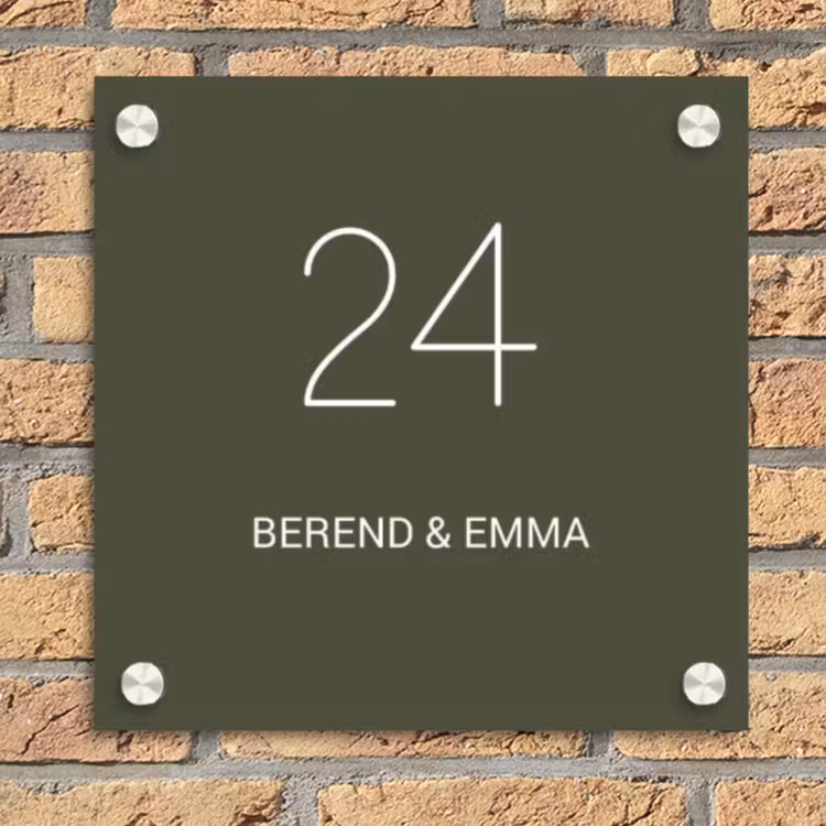 Donkergroen - Klassiek Naambord Vierkant klein -sfeer1