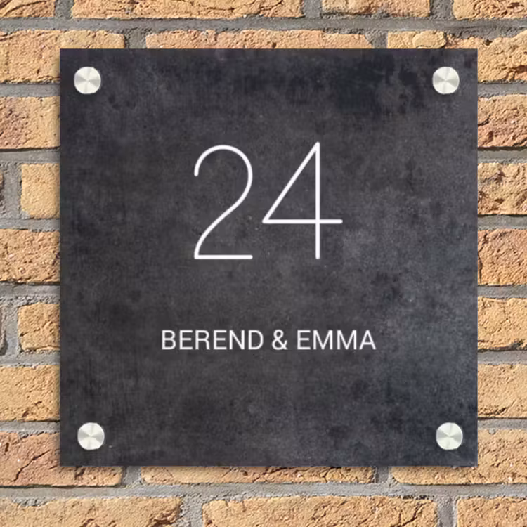 Donker steen - Klassiek Naambord Vierkant klein -sfeer1