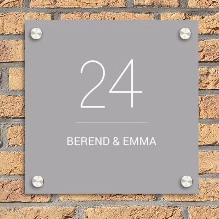 Effen lichtgrijs - Klassiek Naambord Vierkant klein -sfeer1