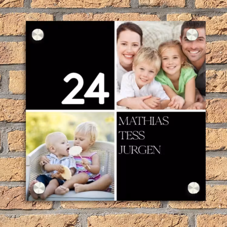 Familieportret strak zwart - Klassiek Naambord Vierkant klein -sfeer1