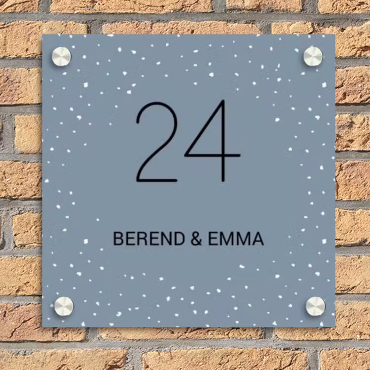 Grijsgroen met stippen - Klassiek Naambord Vierkant klein -sfeer1