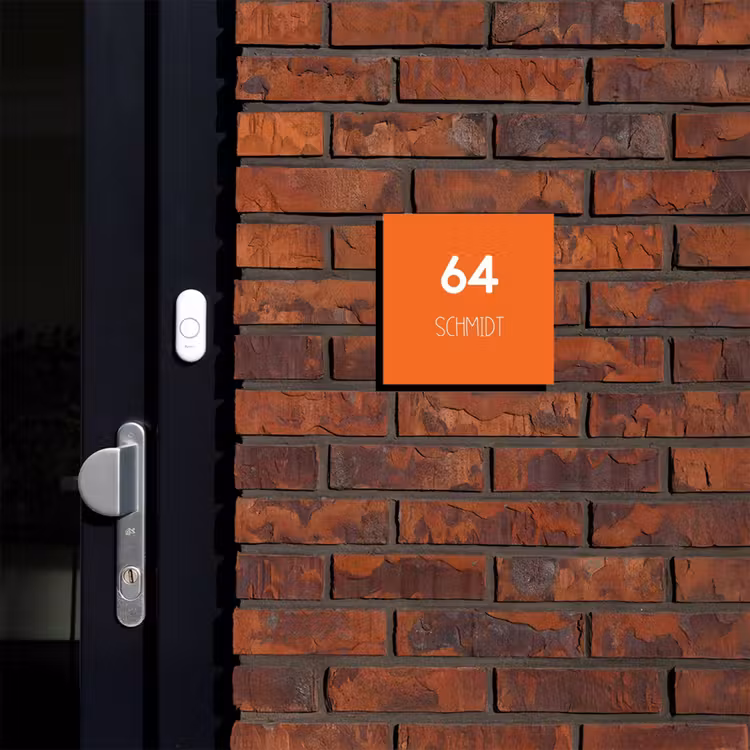 Oranje - Modern Naambord Vierkant klein -sfeer1-XS