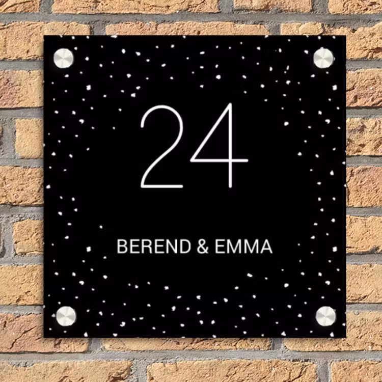 Zwart met stippen - Klassiek Naambord Vierkant klein -sfeer1