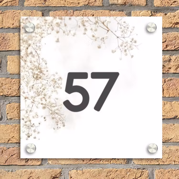 Wit met bloementakjes - Traditioneel Naambord Vierkant klein -sfeer1