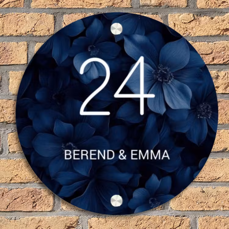 Blauwe bloemen - Sierlijk Naambord Rond klein -sfeer1