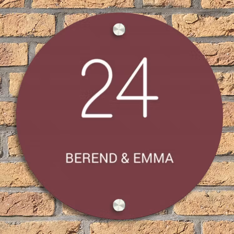 Bordeauxrood - Klassiek Naambord Rond klein -sfeer1