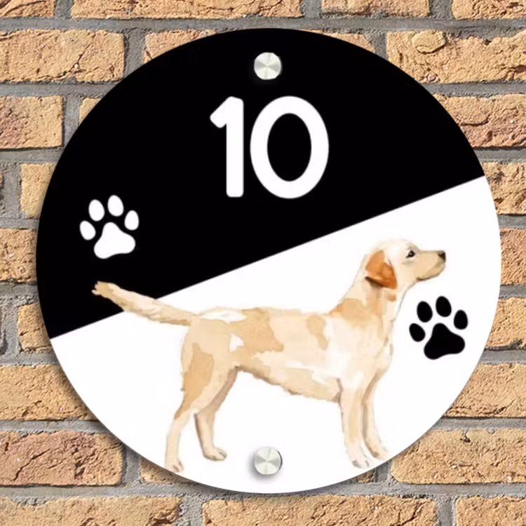 Zwart wit - Huisdier - Labrador Naambord Rond klein -sfeer1