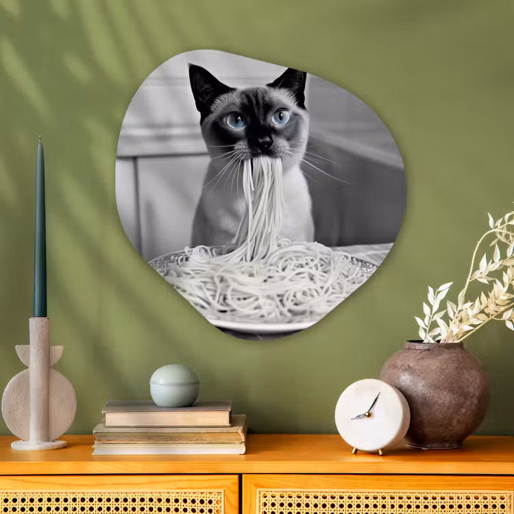 Kat - Siamees - Zwart Wit - Schattig - Dieren Wandcirkel Organisch Aluminium middel -sfeer2