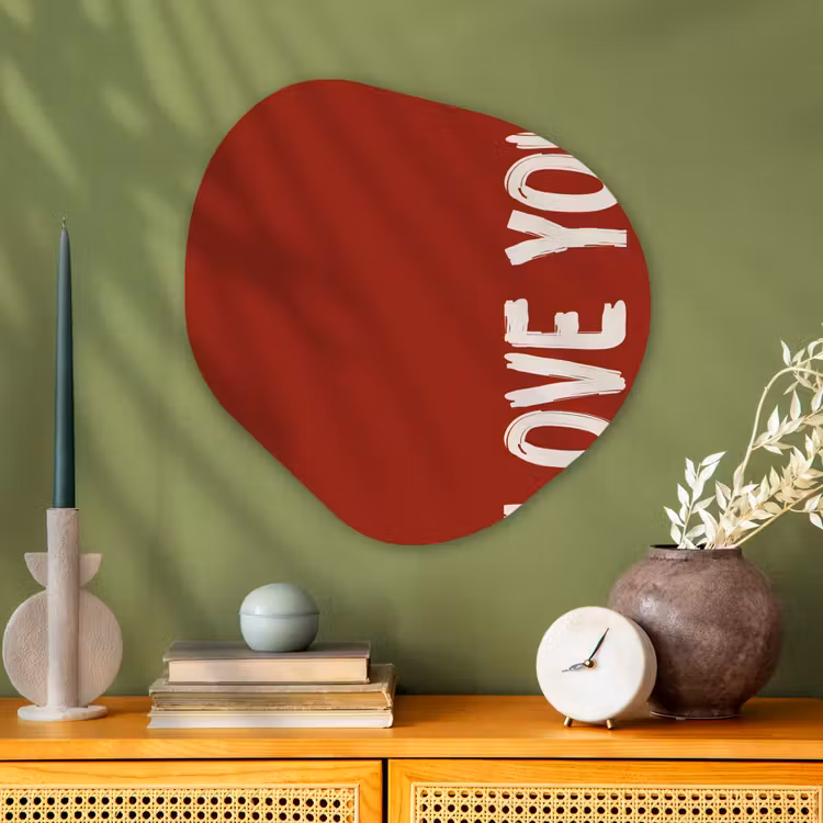 Schuin - Loveyou - Rood Wandcirkel Organisch Plexiglas middel -sfeer2