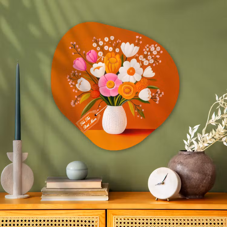 Vaas - Bloemen - Oranje Wandcirkel Organisch Plexiglas middel -sfeer2