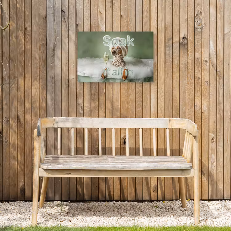Soak it all in - Hond - Bad Tuinposter op houten frame 2 cm dik klein -sfeer4