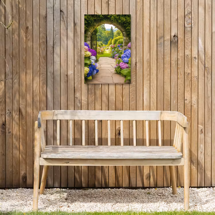 Doorkijk - Poort - Hortensia - Bloementuin Tuinposter op houten frame 2 cm dik klein -sfeer4