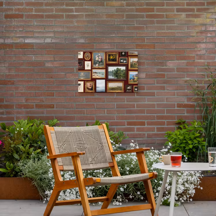 Bloemen - Vaas - Klassiek - Kunst - Rood Tuinposter op houten frame 2 cm dik klein -sfeer3