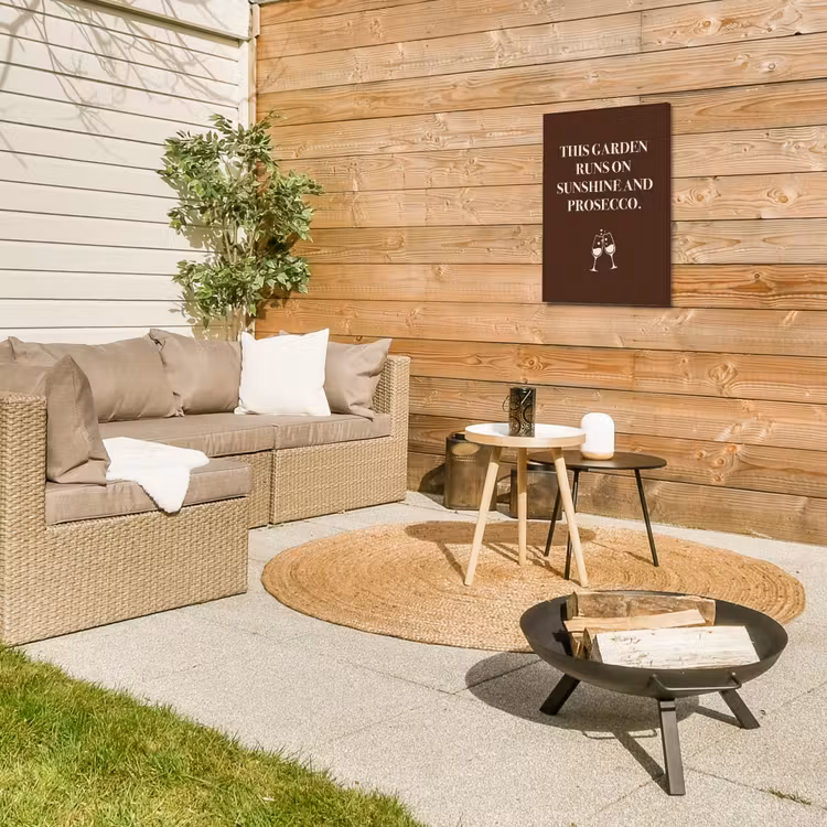 Bruin - Zomer - Quote - Drinken Tuinposter op houten frame 2 cm dik klein -sfeer2