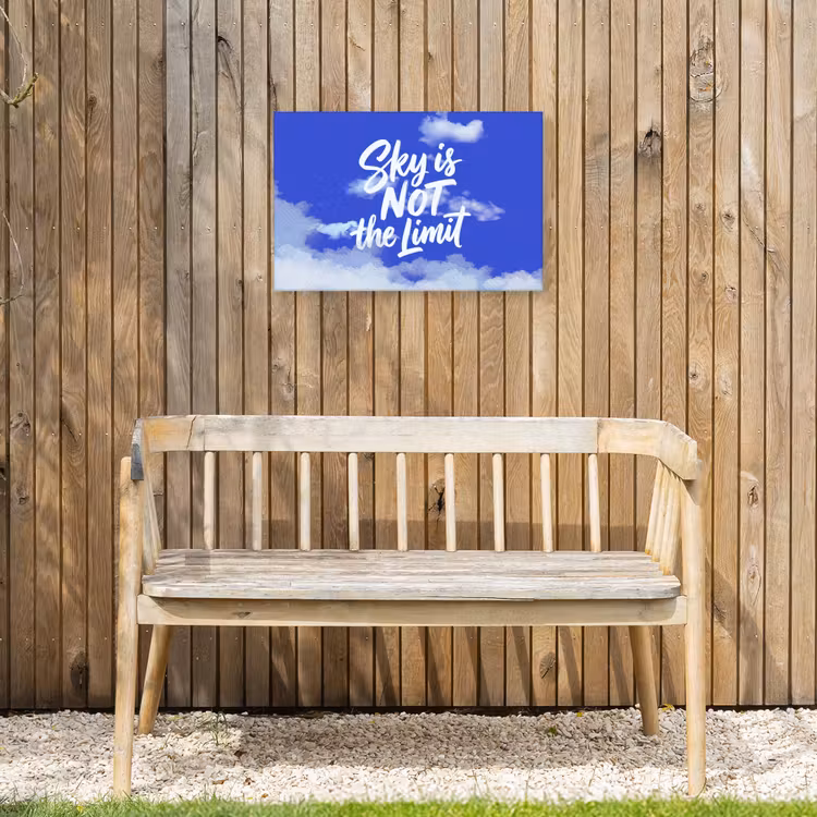 Sky is not the limit - Blauwe lucht - Wolken Tuinposter op houten frame 2 cm dik klein -sfeer4