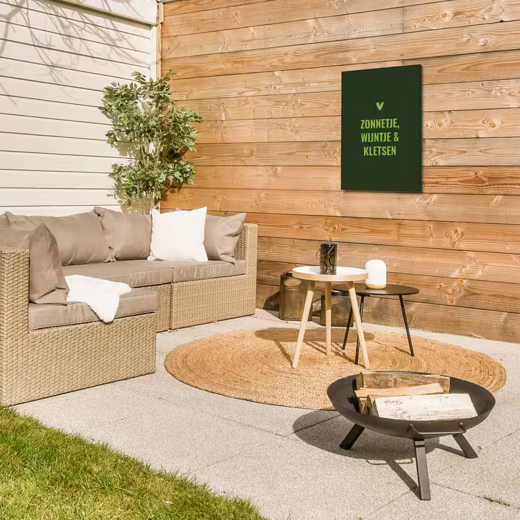 Donkergroen - Quote - Zon - Zomer Tuinposter op houten frame 2 cm dik klein -sfeer2