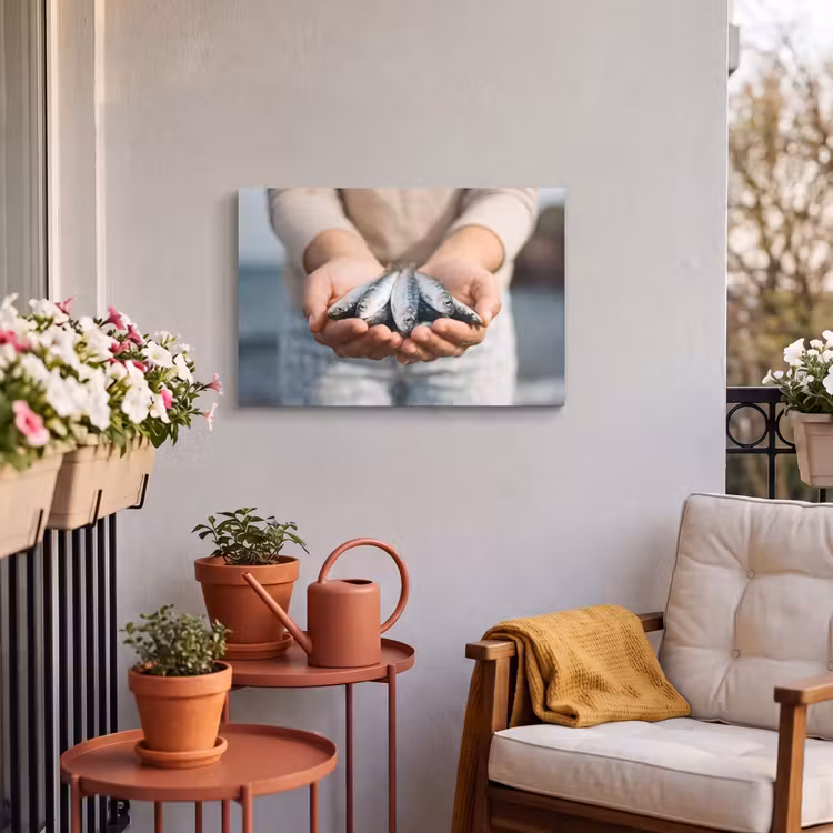 Outdoor Leinwand - Fisch – Hände – Natur - Vis - Handen - Natuur Tuinposter op houten frame 2 cm dik klein